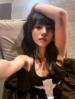 Zoe Levana leaked photo #22