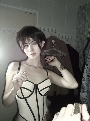 Zoe Levana leaked photo #36