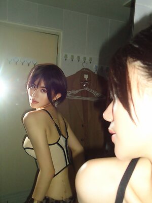 Zoe Levana leaked photo #37