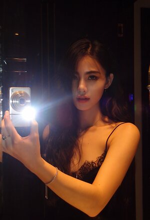 Zoe Levana leaked photo #42