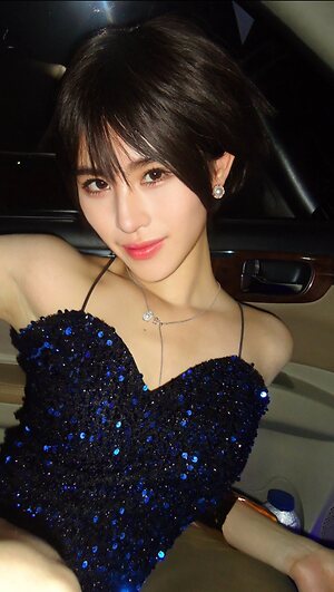 Zoe Levana leaked photo #51