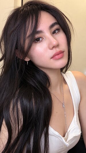 Zoe Levana leaked photo #55