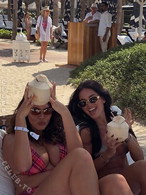 Zoe Liss Nude Leaked Photo #23