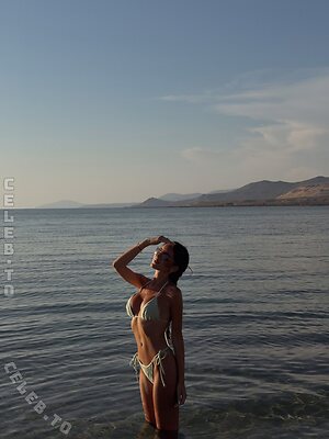 Zoe Liss leaked photo #80