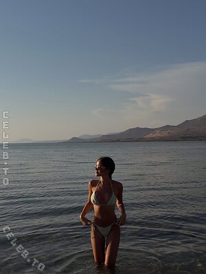 Zoe Liss leaked photo #85