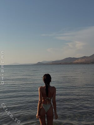 Zoe Liss leaked photo #88