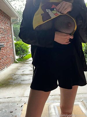 Zoe Moore leaked photo #14