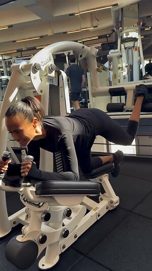 Zoe Saldana leaked photo #132