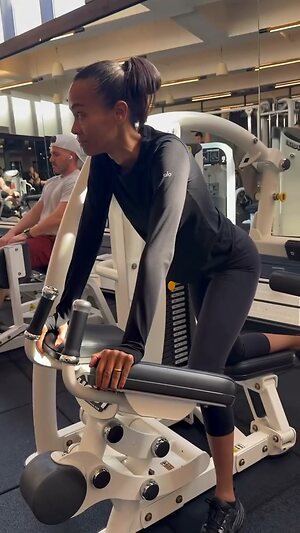 Zoe Saldana leaked photo #134