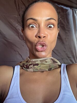 Zoe Saldana leaked photo #176