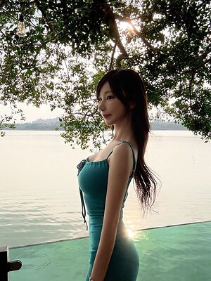 ZOE SO leaked photo #12