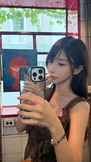 ZOE SO leaked photo #14