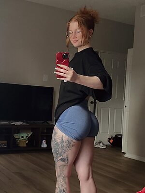 Zoe Tierney leaked photo #26