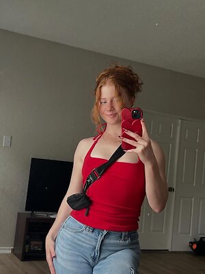 Zoe Tierney leaked photo #30