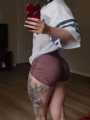 Zoe Tierney leaked photo #38