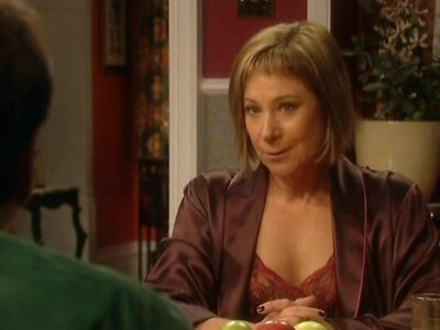 Zoe Wanamaker