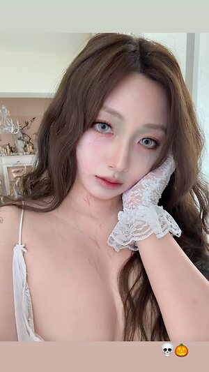 Zoe leaked photo #45