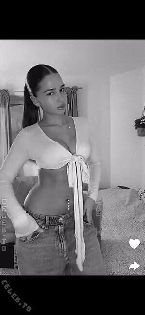 Zoesalg Nude Leaked Photo #49