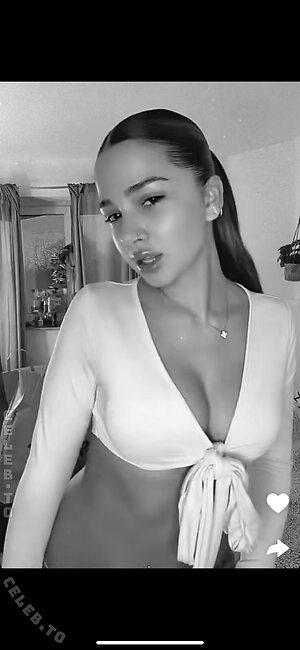 Zoesalg Nude Leaked Photo #50