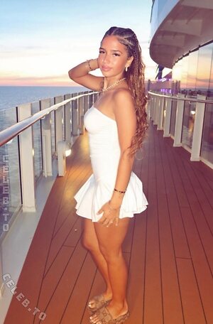 Zoesalg Nude Leaked Photo #69