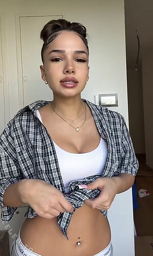 Zoesalg Nude Leaked Photo #83