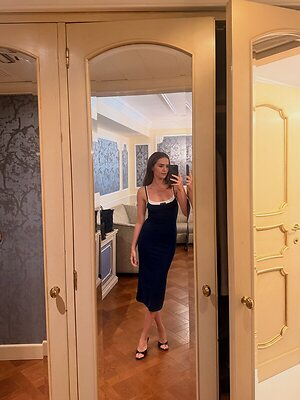 Zoey Deutch leaked photo #33