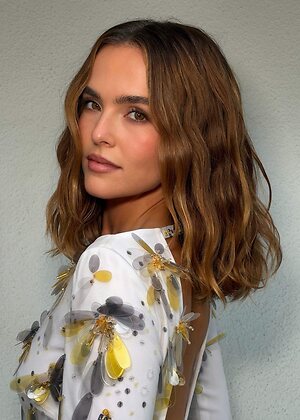 Zoey Deutch