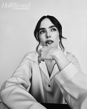 Zoey Deutch