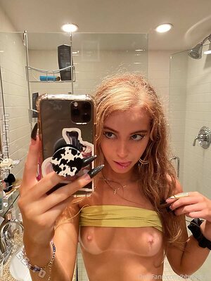 Zoey Luna photo