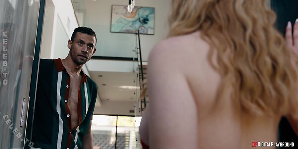 Zoey Uso Nude Leaked Photo #117