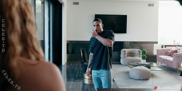 Zoey Uso Nude Leaked Photo #127