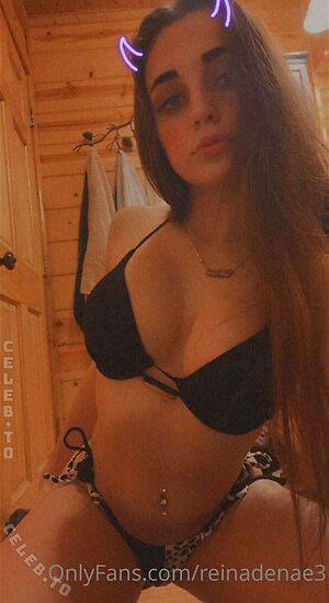 zoeyava photo