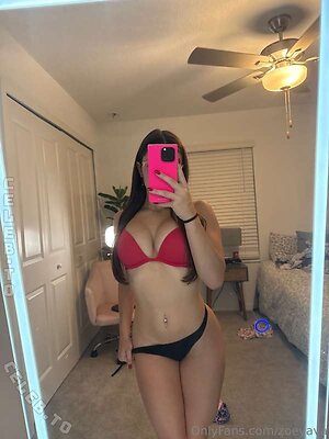 zoeyava leaked photo #494