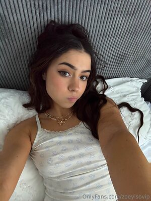Zoey.lulz leaked photo #13