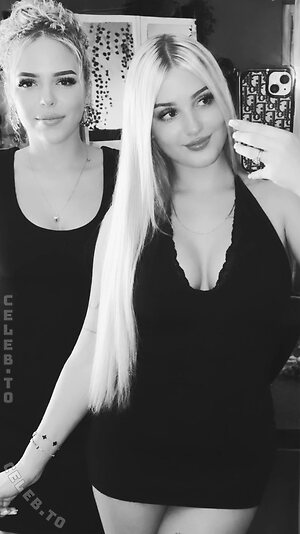 zoeynue leaked photo #5
