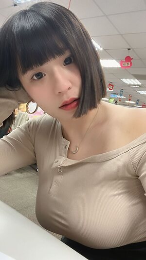 zoeytaiii leaked photo #59