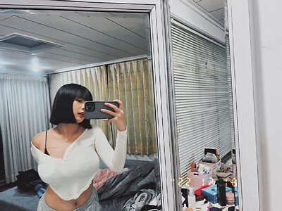 zoeytaiii leaked photo #62