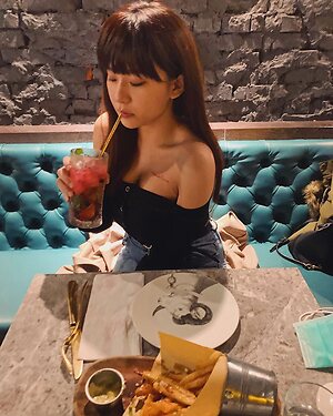zoeytaiii leaked photo #76