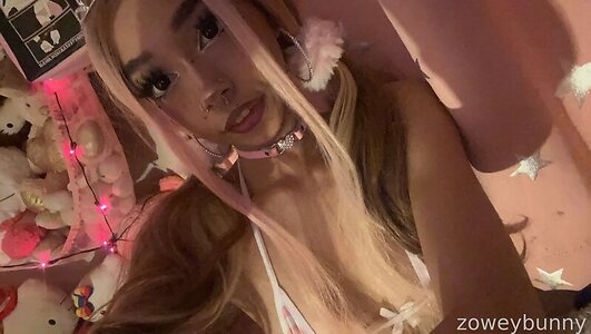 Zoweybunny leaked photo #19