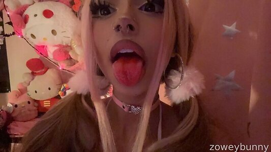 Zoweybunny leaked photo #21