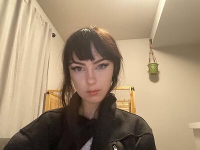 Zyla Vale leaked photo #4